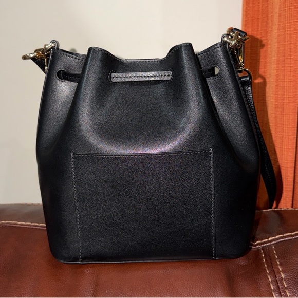 ‼️Michael Kors Black Leather Eden Bucket Bag Shoulder Bag - Picture 4 of 10